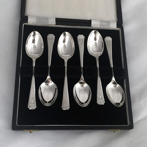 Cased TEA SPOONS - Image 3