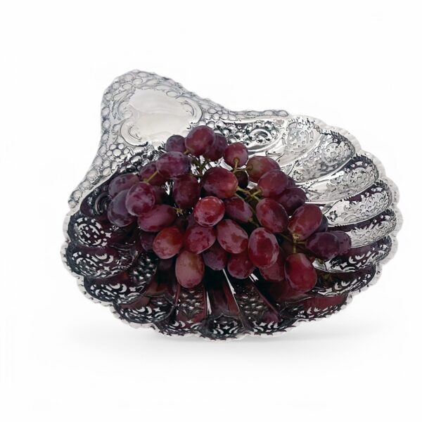 VICTORIAN SILVER SHELL DISH - Image 2