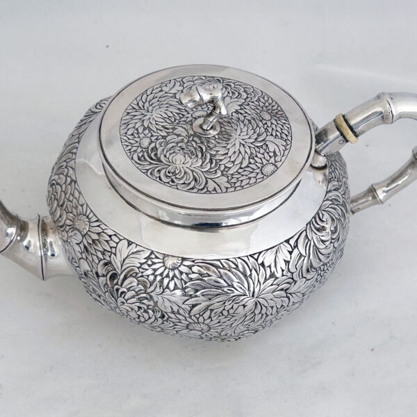 CHINESE EXPORT SILVER TEA POT - Image 5