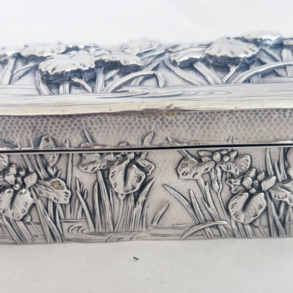 JAPANESE EXPORT SILVER IRIS  BOX - Image 6